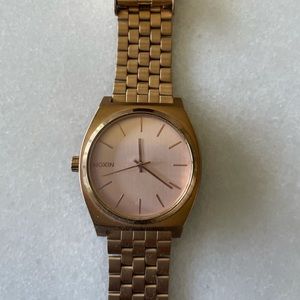 Nixon Time Teller Classic Watch